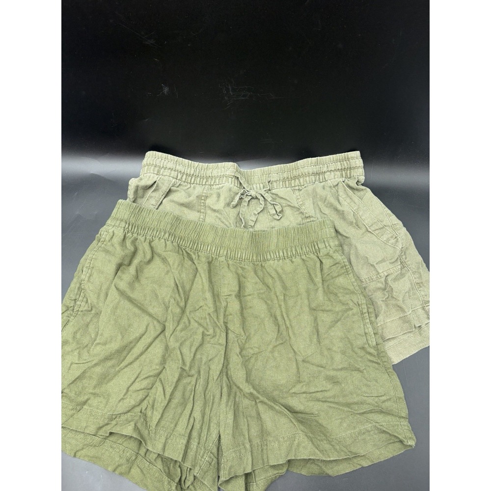 Lot of 2 Old Navy Linen Blend Shorts Women's Medium Green Olive 3" Inseam